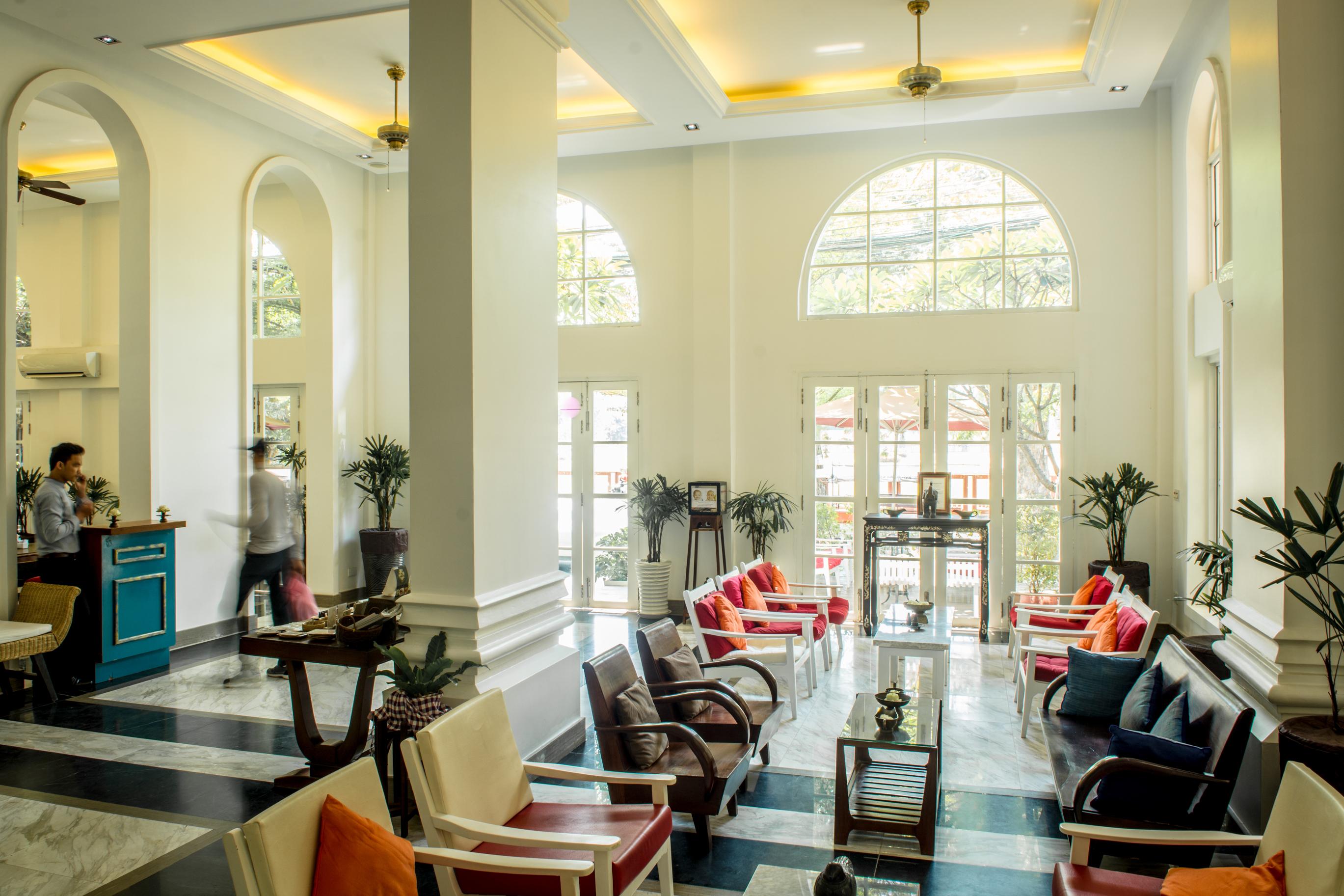The Frangipani Royal Palace Hotel Phnom Penh Exterior foto