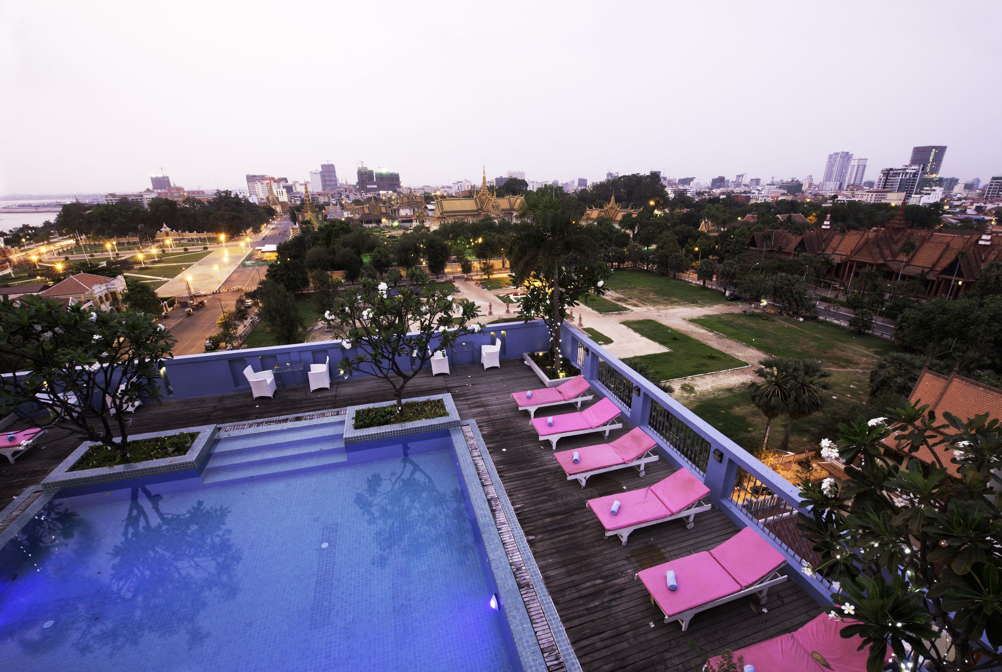 The Frangipani Royal Palace Hotel Phnom Penh Exterior foto
