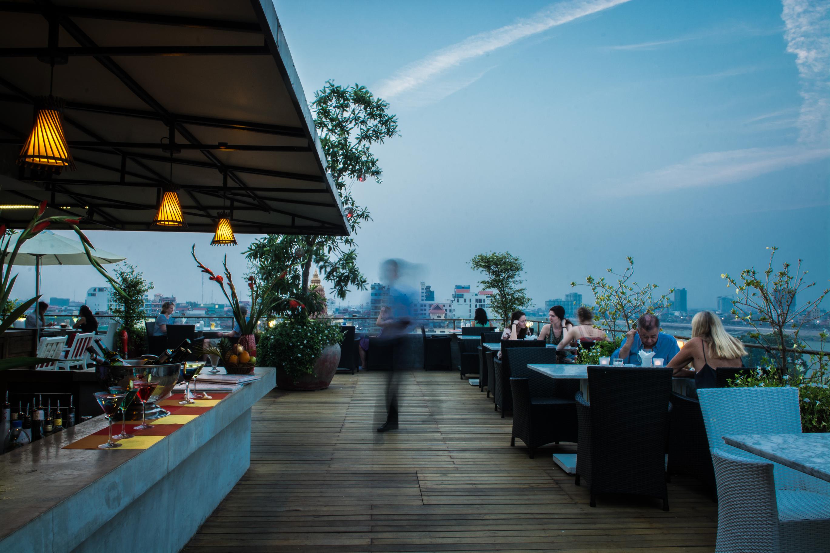 The Frangipani Royal Palace Hotel Phnom Penh Exterior foto